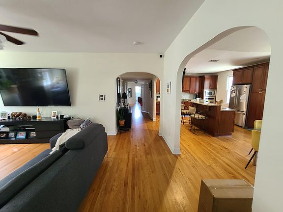 4th image of 6122 Canal Blvd