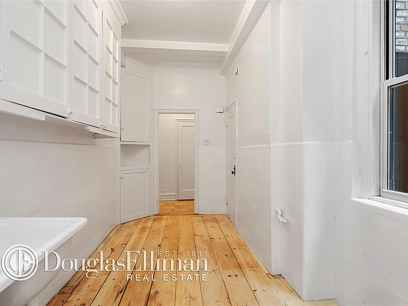 2nd image of 309 W 104th St APT 1A