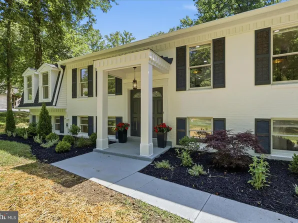 8855 Lowell Rd, Pomfret, MD 20675
