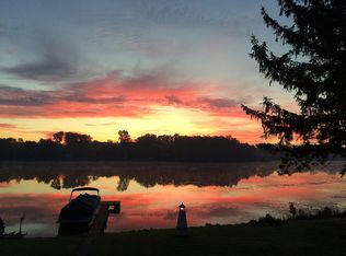 4071 Southwoods Dr, Howell, MI