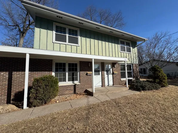 HM 3414 60th St, 3414 60th St #3414, Moline, IL 61265