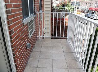 30-22 32nd St #3A, Astoria, NY