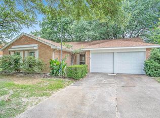 14863 Elkins Rd, Houston, TX 77060