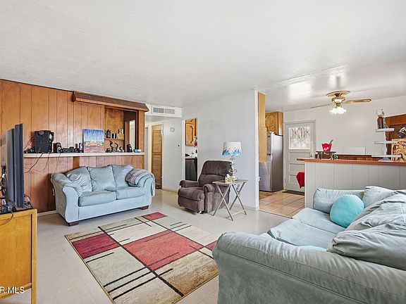 5th image of 7518 Elliott Dr