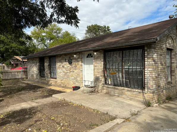 371 Gillette, San Antonio, TX 78221