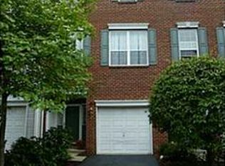 173 Meadow Ln, Nanuet, NY 10954