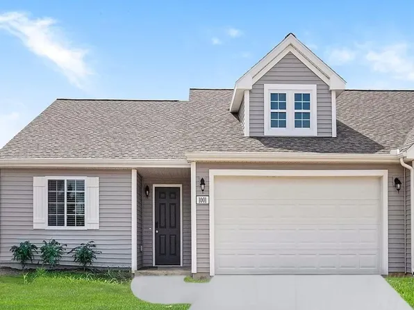 1010 W Villas Dr, Vicksburg, MI 49097
