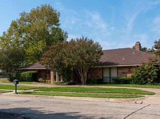 2801 Wingren Rd, Irving, TX 75062