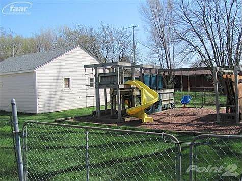 2nd image of 1434 Brady Ave