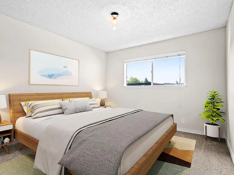 740 W Valley Dr #8 — Photo 4