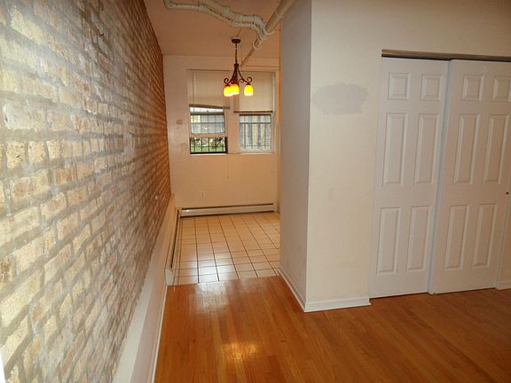 5th image of 6150 N Winthrop Ave #Garden