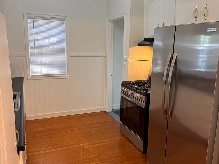 2420 S Newton St — Photo 1