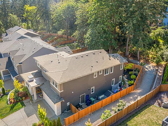 3rd image of 12629 SE 77th Ct