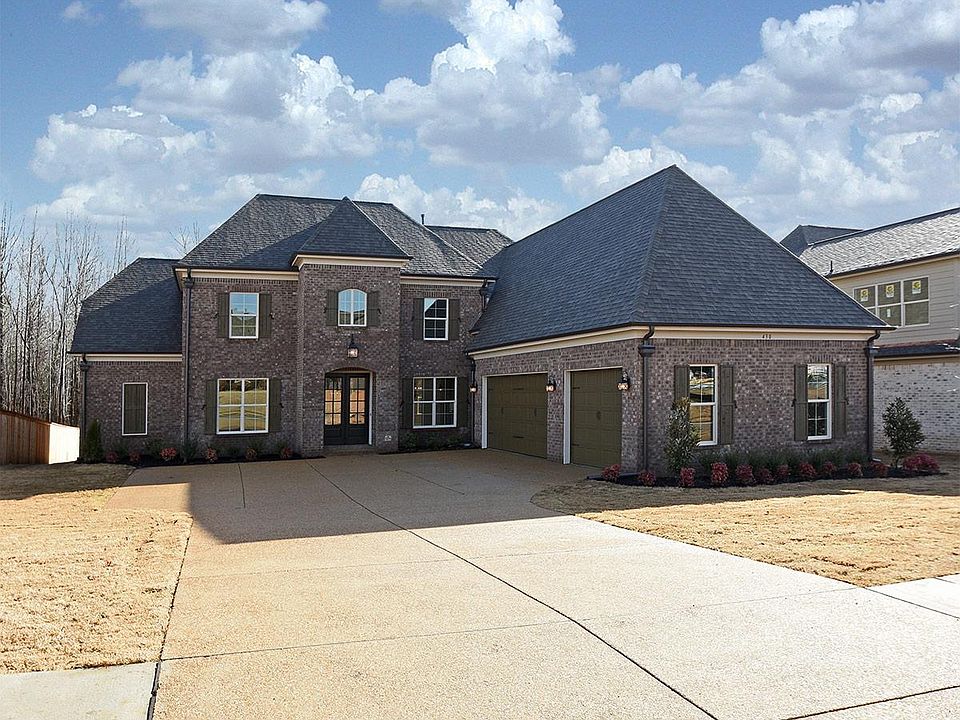 1st image of 430 Saunders Creek Dr