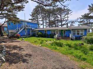 5458 SW Field Ave, Waldport, OR 97394