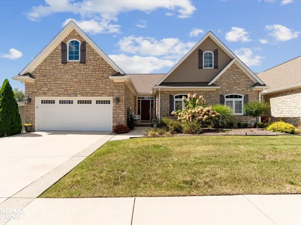 12350 Worthington Ct, Grand Blanc, MI 48439