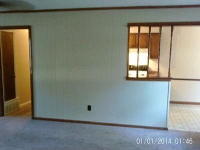 4th image of 883 Oaklawn Pl