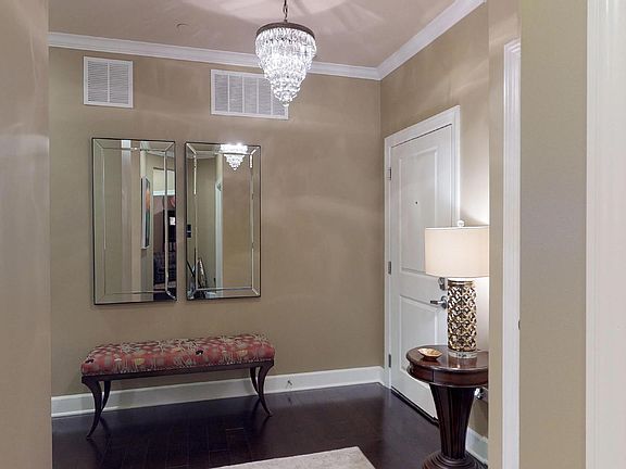 3rd image of 7 E Kennedy Ln APT 204