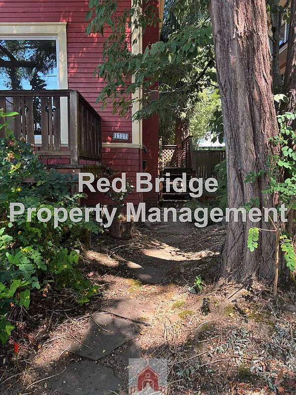 1 bed, 1.0 bath, 672 sqft, $1,595 — Photo 2