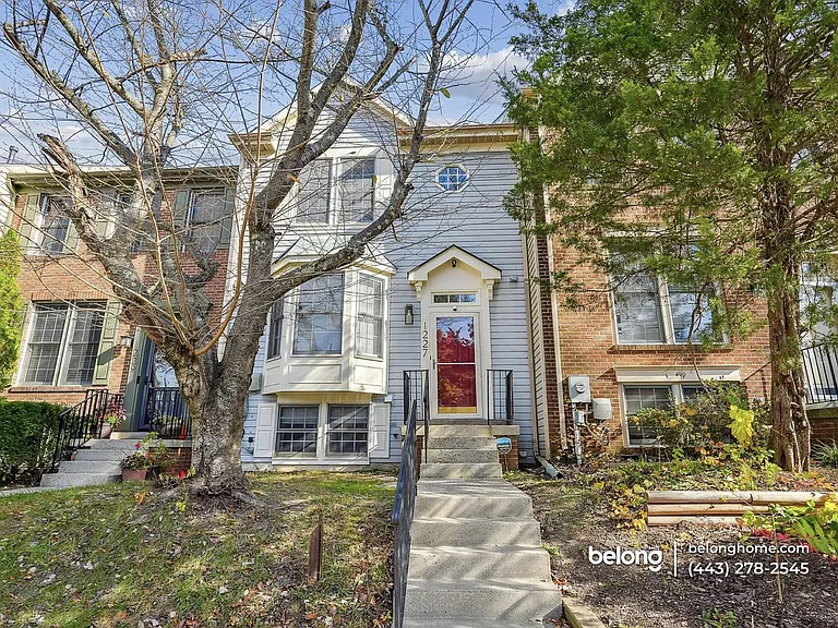 1227 Travis View Ct — Photo 1