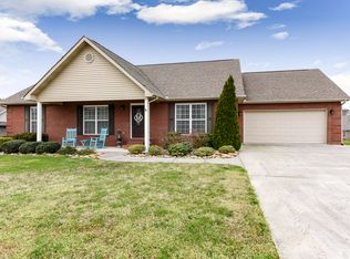 2723 Barsha Fields Ln, Maryville, TN 37804