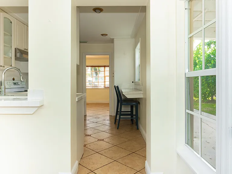 245 Cortez Rd — Photo 16