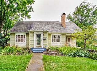 300 Woodbridge St, Des Plaines, IL 60016