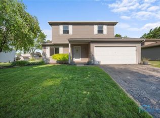1913 Parc Rue, Northwood, OH 43619