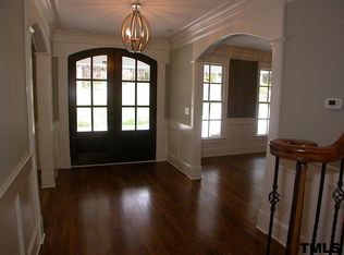 223 W Drewry Ln, Raleigh, NC 27609