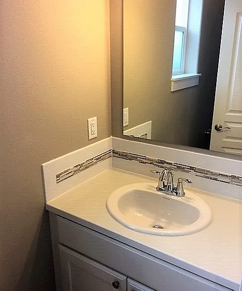 1831 NE Kristi Ct — Photo 8