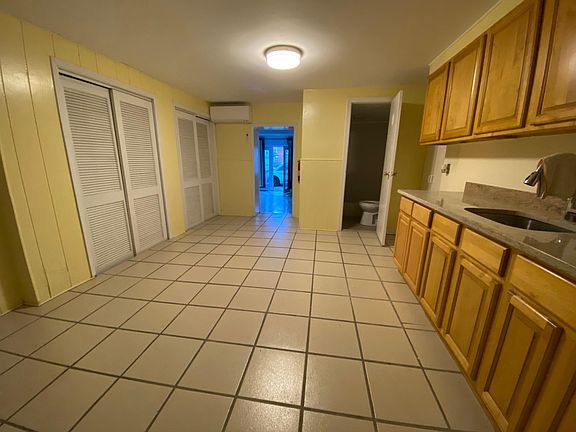 2nd image of 712 Logan Ave #1