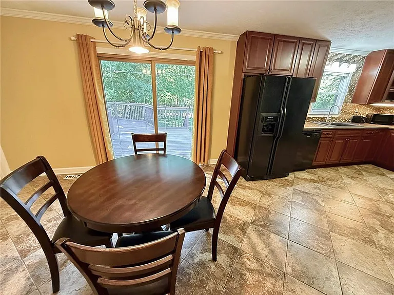 6725 Ridge Moore Dr — Photo 24