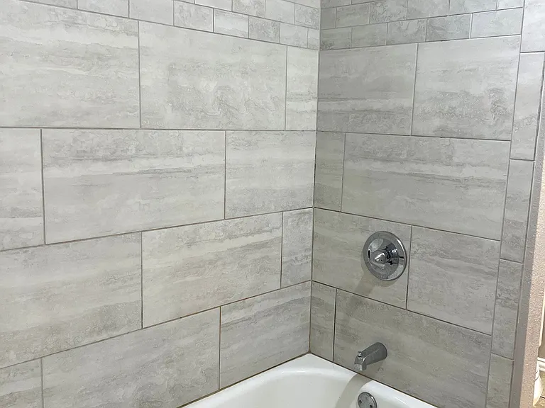 405 Augustine Dr — Photo 15