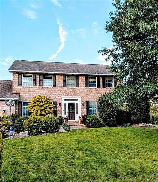 1st image of 110 Jenny Dr