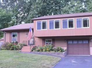 32 Susie St, Somerset, MA 02726