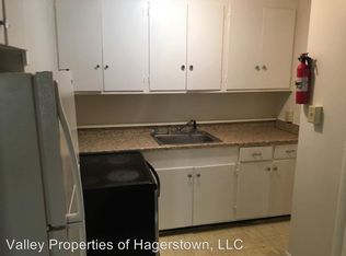 125 W Burke St APT 16, Martinsburg, WV 25401
