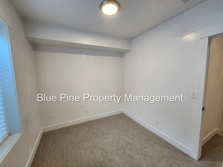 1664 S Higbee Ave — Photo 16