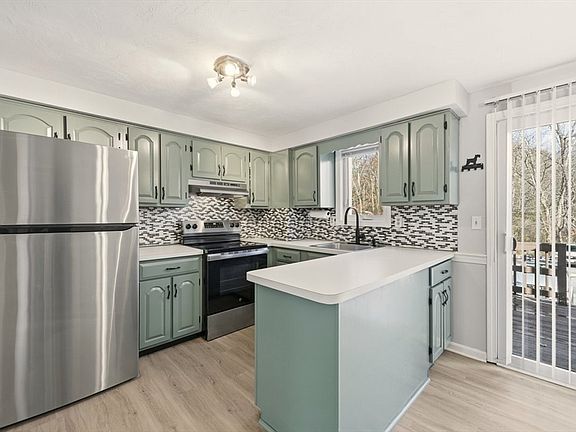 3rd image of 20 Washington St APT 1-8