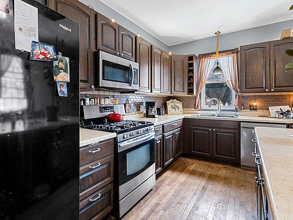 5th image of 2101 Sherman St