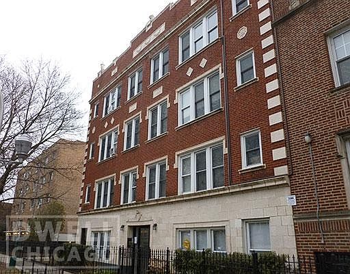 2nd image of 1427 W Lunt Ave #208