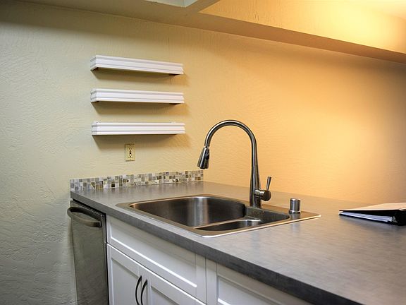 3rd image of 12261 Lake St #B-3