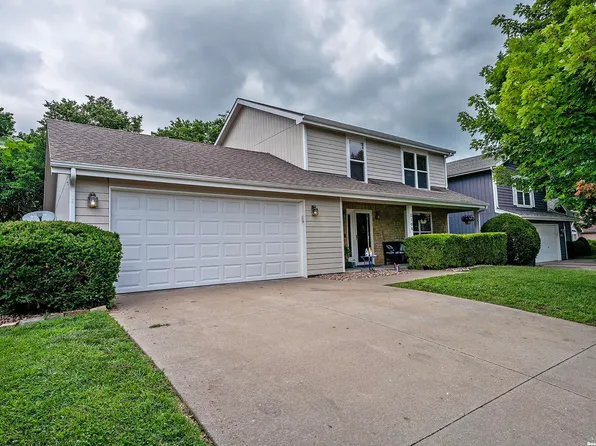 2108 E 26th St, Lawrence, KS 66046