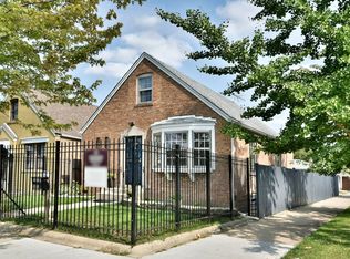 5757 S Kilbourn Ave, Chicago, IL 60629