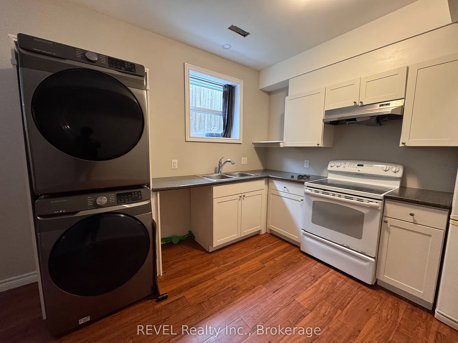 2 bed, $1,950 — Photo 4