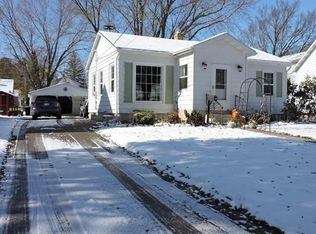 93 Shirley St, Fort Atkinson, WI 53538