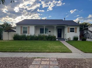 863 N 11th Ave, Upland, CA 91786