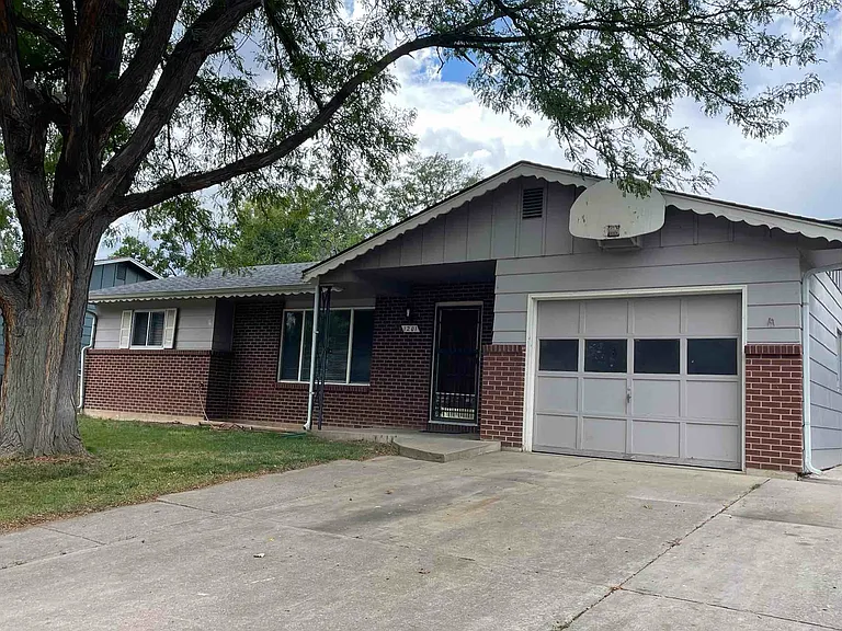 1201 Ponderosa Dr — Photo 28