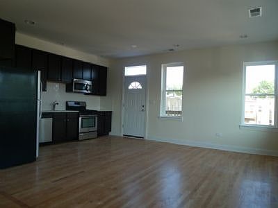 1st image of 2641 N Fairfield Ave APT 1