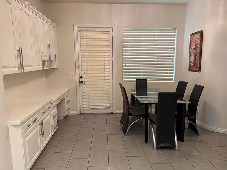 8120 Sapphire Bay Cir — Photo 10