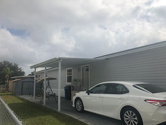 2nd image of 9805 Cedar St